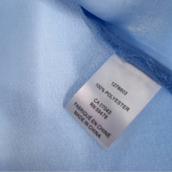 Joie Light Blue Short Sleeve Blouse Size Medium - Picture 6 of 8